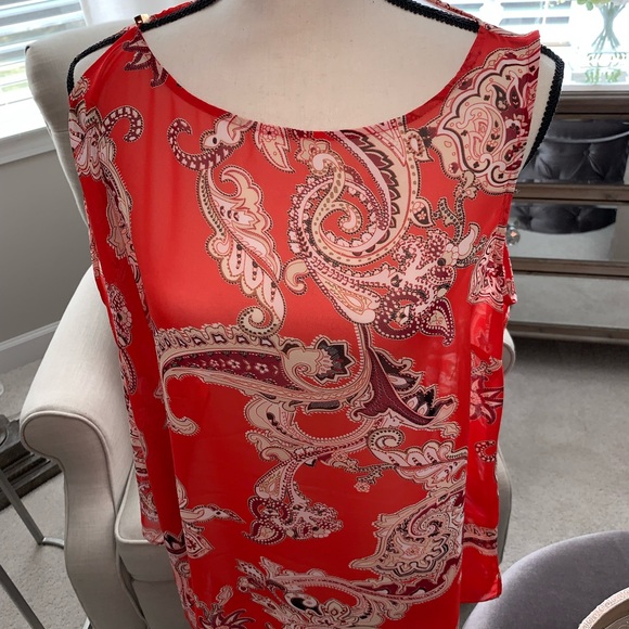 Red Multi Top - Picture 8 of 8